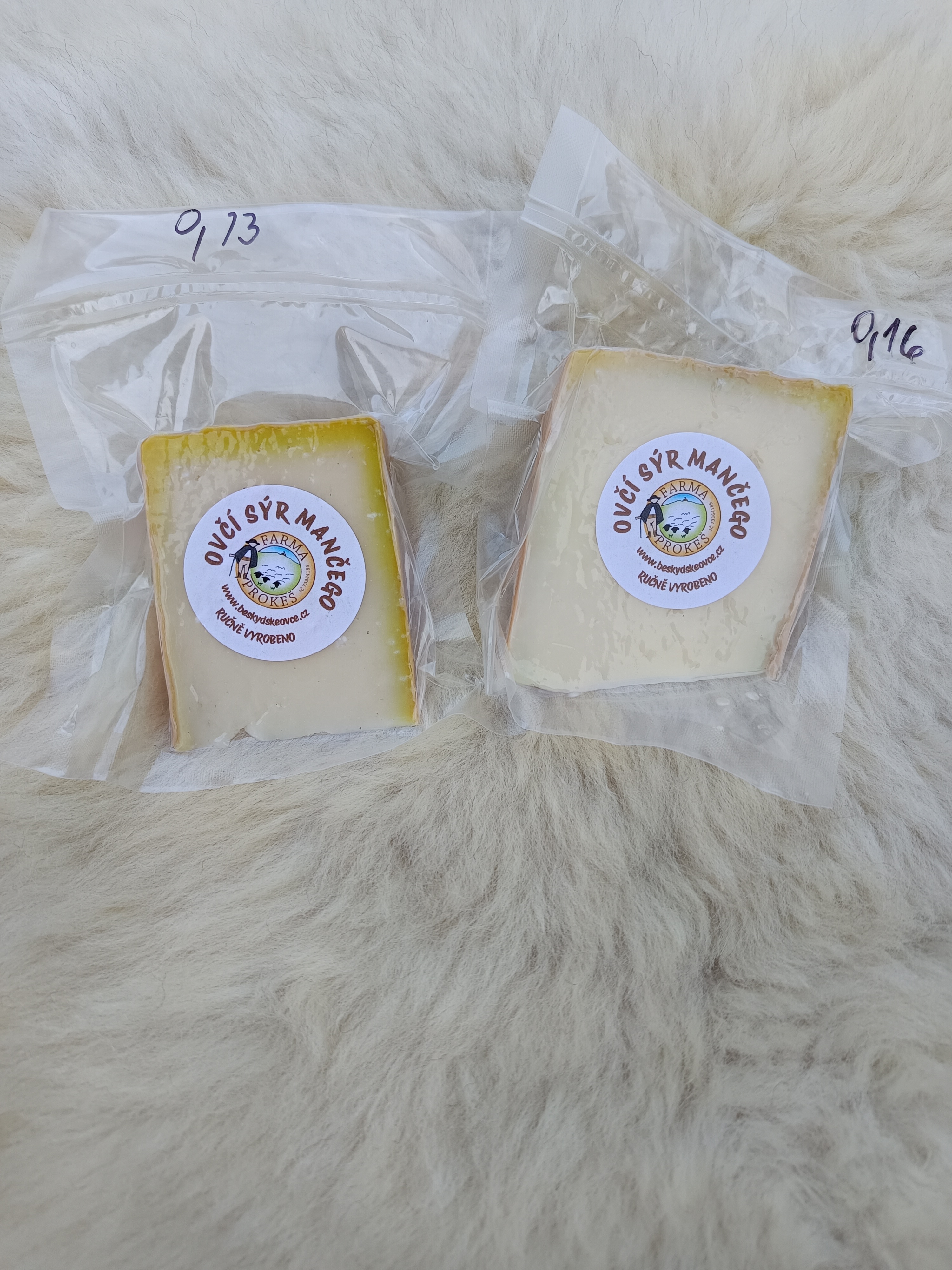 Zrající ovčí sýr 